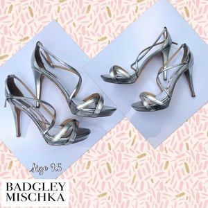 Badgley Mischka Silver Strappy Sandals Heels S 9.5